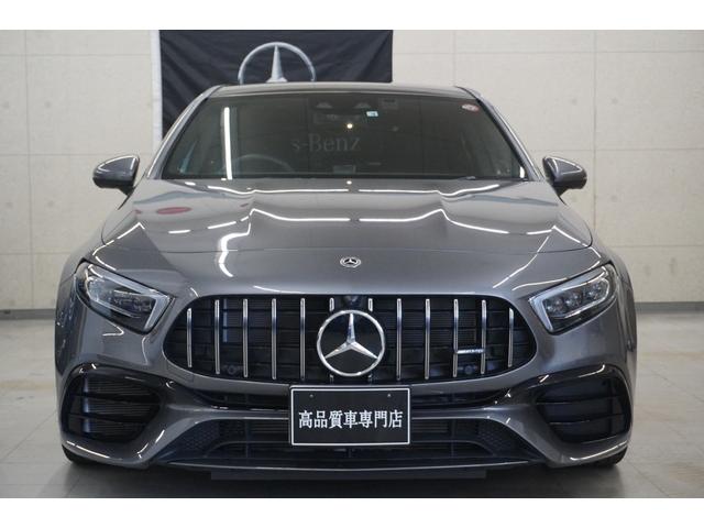 Ａクラス Ａ４５　Ｓ　４マチック＋　ＭＰ２０２２０２　法人１オーナー　ＡＭＧ　ＡｄｖａｎｃｅｄＰＫＧ　ＨＵＤ　ＬＥＤヘッドライト　ブラック×レッドレザー（3枚目）