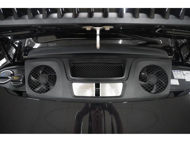 ９１１ ９１１カレラ　ガレージ保管　スポーツエキゾースト　タイヤ交換実施済み（ＡＤＶＡＮ　Ｓｐｏｒｔ２０２４年製）（32枚目）