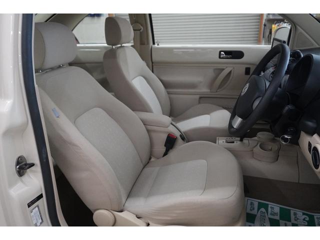 ニュービートル ＥＺ　１オーナー　最終後期６速ＡＴ　Ｎｅｗパーツカスタム　禁煙車　ナビ　バックカメラ　天張り張替済み（15枚目）