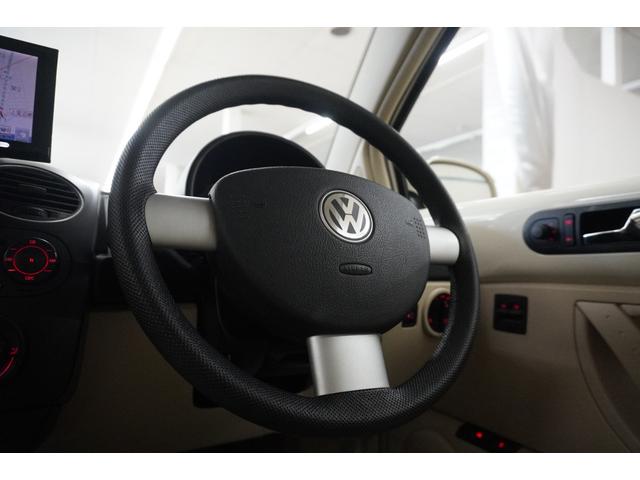 ニュービートル ＥＺ　１オーナー　最終後期６速ＡＴ　Ｎｅｗパーツカスタム　禁煙車　ナビ　バックカメラ　天張り張替済み（18枚目）