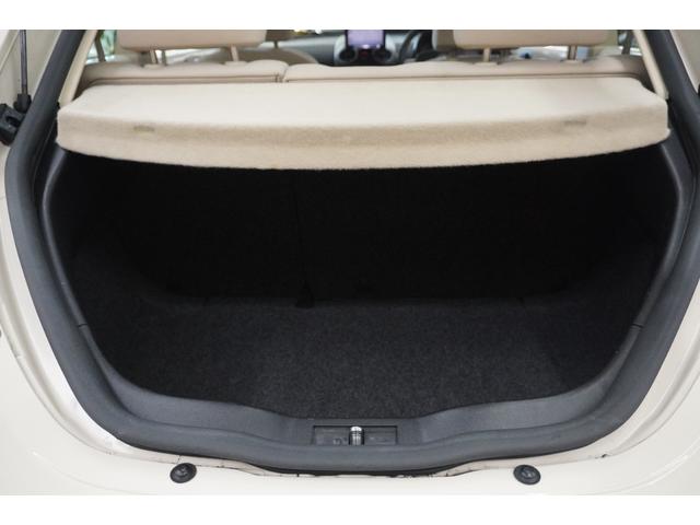 ニュービートル ＥＺ　１オーナー　最終後期６速ＡＴ　Ｎｅｗパーツカスタム　禁煙車　ナビ　バックカメラ　天張り張替済み（26枚目）