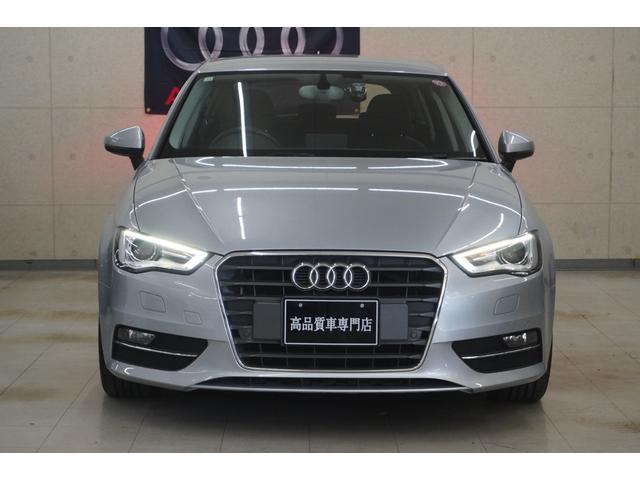 Ａ３ スポーツバック１．４ＴＦＳＩ　コンビニエンスパッケージ　ナビＴＶ　バックカメラ　禁煙車（3枚目）