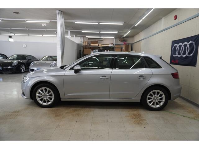 Ａ３ スポーツバック１．４ＴＦＳＩ　コンビニエンスパッケージ　ナビＴＶ　バックカメラ　禁煙車（7枚目）