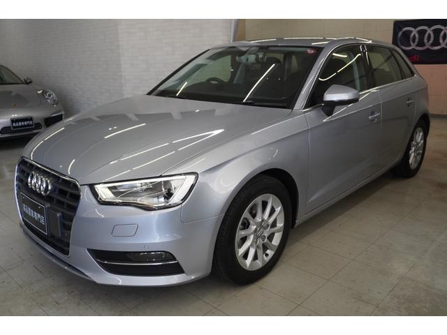 Ａ３ スポーツバック１．４ＴＦＳＩ　コンビニエンスパッケージ　ナビＴＶ　バックカメラ　禁煙車（9枚目）