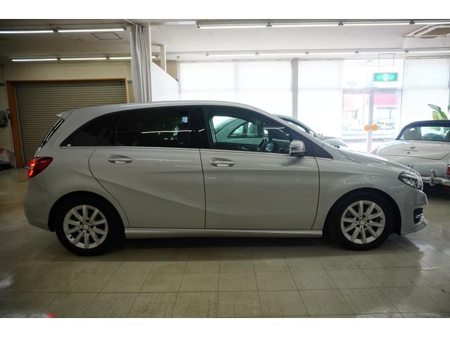 Ｂクラス Ｂ１８０　後期　レーダーセーフティＰＫＧ　ナビＴＶ　バックカメラ　キーレスゴー　シートヒーター　ＬＥＤライト（7枚目）