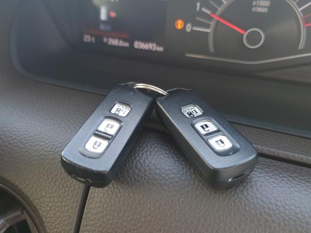Ｎ－ＢＯＸ Ｌ　令和３年式●走行３６６９３ｋｍ●純正フルセグナビ●バックカメラ●新車保証付●アダプティブクルーズコントロール●ソナーセンサー●シートヒーター●後席テーブル●パワースライドドア●ＬＥＤヘッドライト（17枚目）