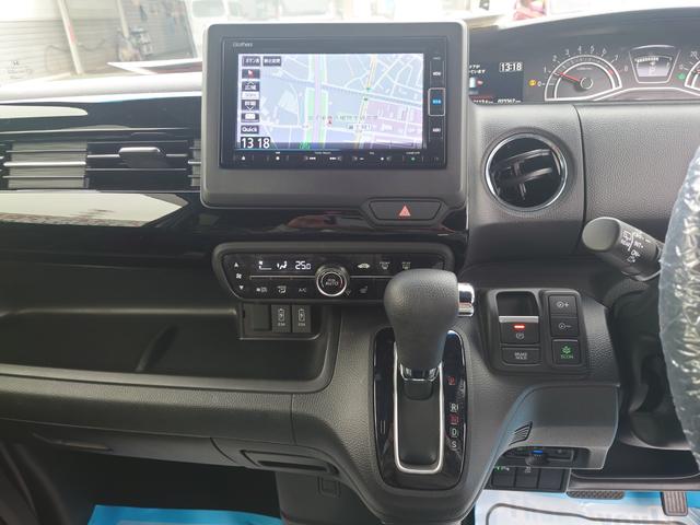 Ｎ－ＢＯＸカスタム Ｌ　令和４年式●走行２３３６７ｋｍ●純正フルセグナビ●ＥＴＣ●バックカメラ●電子制御パーキング●アダプティブクルーズコントロール●ソナーセンサー●シートヒーター●後席テーブル●パワースライドドア（11枚目）