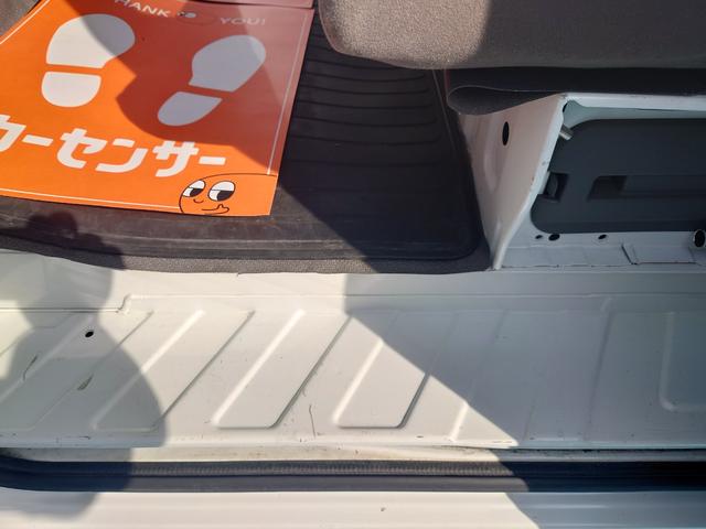 ＮＶ１００クリッパーバン ＤＸ　セーフティパッケージ　ハイルーフ／令和３年式／走行４９５９７ｋｍ／バックモニター／２速発進モード／衝突被害軽減ブレーキ／オーバーヘッドコンソール／ソナーセンサー／横滑り防止装置／防犯アラーム／スモークガラス／寒冷地仕様（19枚目）