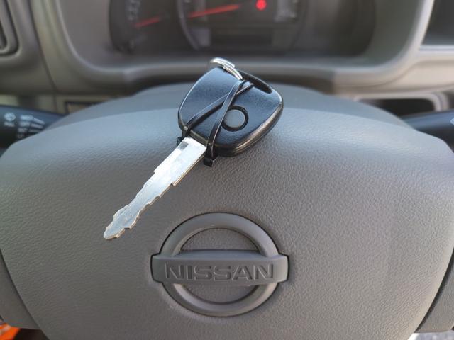 ＮＶ１００クリッパーバン ＤＸ　セーフティパッケージ　ハイルーフ／令和３年式／走行４９５９７ｋｍ／バックモニター／２速発進モード／衝突被害軽減ブレーキ／オーバーヘッドコンソール／ソナーセンサー／横滑り防止装置／防犯アラーム／スモークガラス／寒冷地仕様（26枚目）