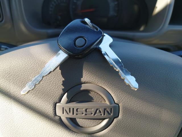 NV100クリッパーバン DX GLセーフティパッケージ 令和3年式●走行41410km●フルセグナビ●ETC●ドラレコ●4速オートマ●衝突被害軽減ブレーキ●オーバーヘッドコンソール●パワーウィンドウ●電格ミラー●ソナーセンサー●横滑り防止装置●キーレス(30枚目)