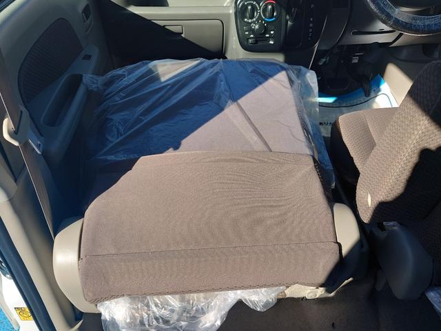 NV100クリッパーバン GXターボ ハイルーフ●令和2年式●走行45347km●ターボ●純正フルセグナビ●ETC●バックカメラ●ドラレコ●4速オートマ●衝突軽減ブレーキ●オーバーヘッドコンソール●パワーウィンドウ/電動格納ミラー(19枚目)