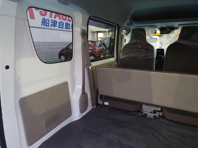 NV100クリッパーバン DX セーフティパッケージ ハイルーフ●令和3年式●走行49883km●2速発進モード●ドラレコ●ETC●衝突軽減ブレーキ●オーバーヘッドコンソール●ソナーセンサー●横滑り防止装置●防犯装置●スモークガラス●寒冷地仕様●キーレス(6枚目)