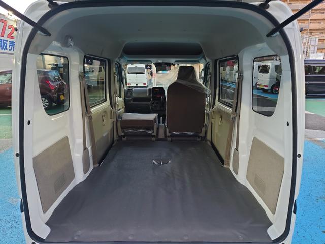 NV100クリッパーバン DX セーフティパッケージ ハイルーフ●令和3年式●走行49883km●2速発進モード●ドラレコ●ETC●衝突軽減ブレーキ●オーバーヘッドコンソール●ソナーセンサー●横滑り防止装置●防犯装置●スモークガラス●寒冷地仕様●キーレス(11枚目)