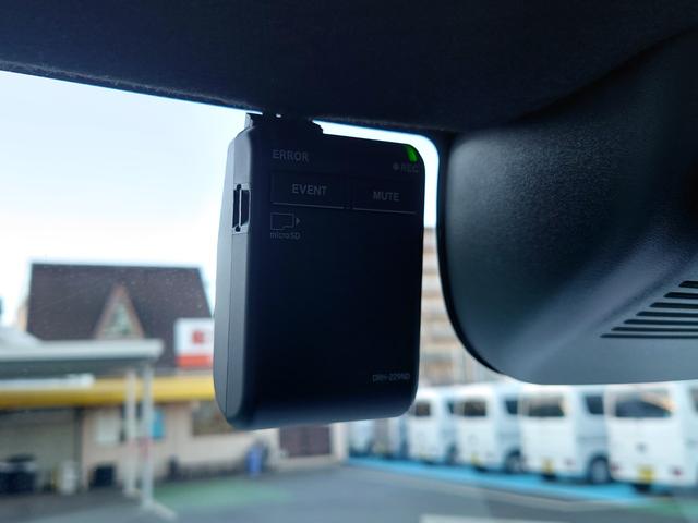 Ｎ－ＢＯＸカスタム ターボ　令和６年式●走行８５００ｋｍ●純正９型ホンダコネクトナビ●ナビ連動前後車内３カメラドラレコ●ＥＴＣ●バックカメラ●電子制御パーキング●両側パワースライドドア●アダプティブクルーズ●前席シートヒーター（5枚目）