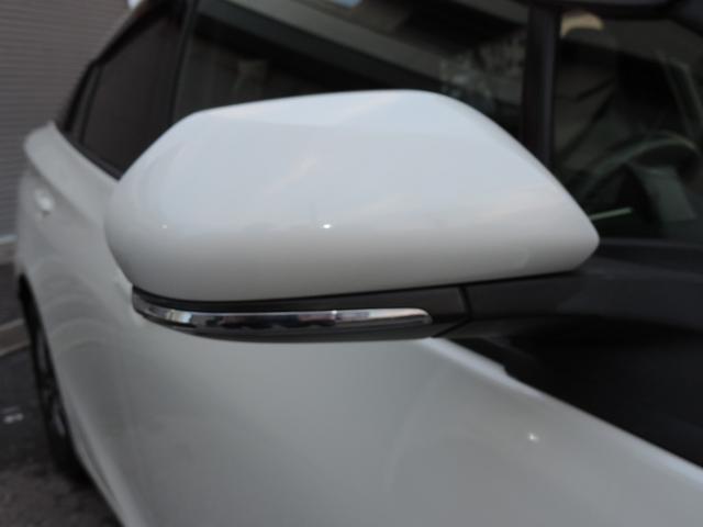 プリウス Aプレミアム トヨタセーフティセンス 純正ナビ フルセグTV Bカメラ 本革シート BSM LEDヘッドライト ビルトインETC クリアランスソナー シートヒーターレーダークルーズ 社外15インチアルミスマートキー(40枚目)