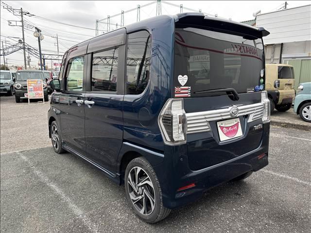 タント カスタムＲＳ　トップエディションＶＳ　ＳＡＩＩＩ　純正フルセグナビ　全方位付きモニター　ＥＴＣ　前方連動ドライブレコーダー　シートヒーター　ＬＥＤヘッドライト　両側パワースライドドアドア　禁煙車（11枚目）