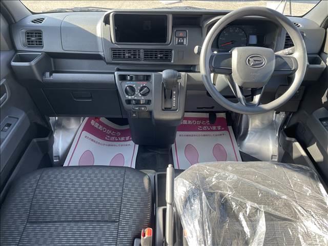 ハイゼットカーゴ ＤＸ　届出済未使用車　衝突軽減ブレーキ　横滑り防止装置　アイドリングストップ　バン　両側スライドドア　キーレスエントリー　マニュアルエアコン　パワーステアリング　禁煙車　修復歴無（13枚目）