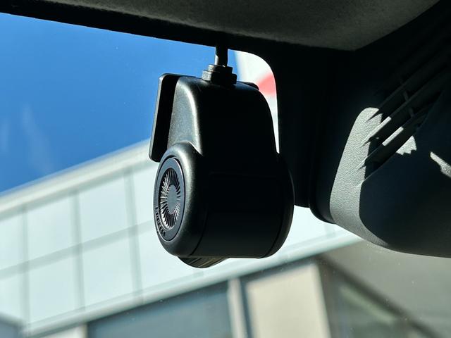 エブリイ JOIN 5型 5速マニュアル 4WD 純正ナビ 衝突被害軽減ブレーキ リヤパーキングセンサー ナビゲーション バックアイカメラ ETC 前後ドライブレコーダー 5MT キーレスエントリー マニュアルエアコン オートライト(10枚目)