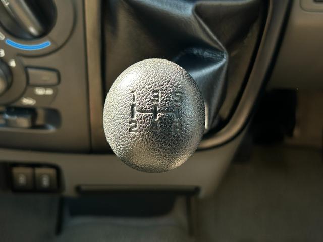 エブリイ JOIN 5型 5速マニュアル 4WD 純正ナビ 衝突被害軽減ブレーキ リヤパーキングセンサー ナビゲーション バックアイカメラ ETC 前後ドライブレコーダー 5MT キーレスエントリー マニュアルエアコン オートライト(49枚目)