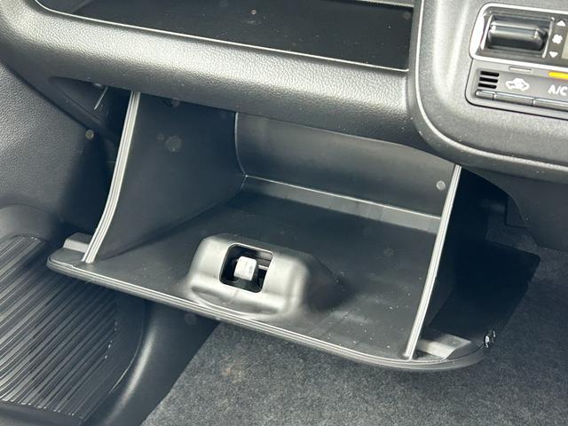 ハスラー ＨＹＢＲＩＤ　Ｇ　３型　全方位モニター付ナビ　衝突被害軽減装置　リアパーキングセンサー　全方位モニター付ナビ　アダプティブクルーズコントロール　オーディオコントロールスイッチ　シートヒーター　スマートキー　ＬＥＤヘッドライト　オートライト（55枚目）