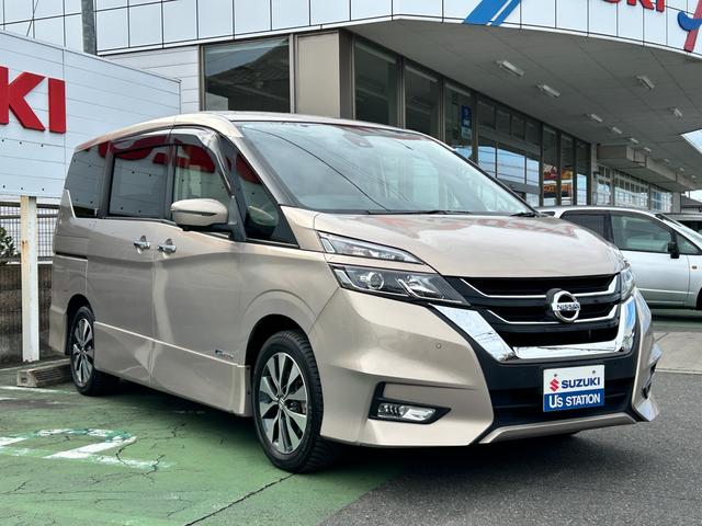 セレナ ハイウイスターＧ　全方位モニターナビ　フリップダウンモニター　衝突被害軽減装置　全方位モニター付きナビ　フリップダウンモニター　両側電動スライドドア　ＬＥＤヘッドライト　オートライト　アダプティブクルーズコントロール　ＥＴＣ　シートヒーター　スマートキー（10枚目）