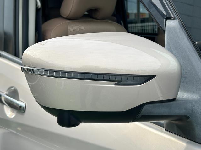 セレナ ハイウイスターＧ　全方位モニターナビ　フリップダウンモニター　衝突被害軽減装置　全方位モニター付きナビ　フリップダウンモニター　両側電動スライドドア　ＬＥＤヘッドライト　オートライト　アダプティブクルーズコントロール　ＥＴＣ　シートヒーター　スマートキー（22枚目）