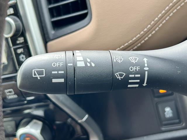 セレナ ハイウイスターＧ　全方位モニターナビ　フリップダウンモニター　衝突被害軽減装置　全方位モニター付きナビ　フリップダウンモニター　両側電動スライドドア　ＬＥＤヘッドライト　オートライト　アダプティブクルーズコントロール　ＥＴＣ　シートヒーター　スマートキー（31枚目）