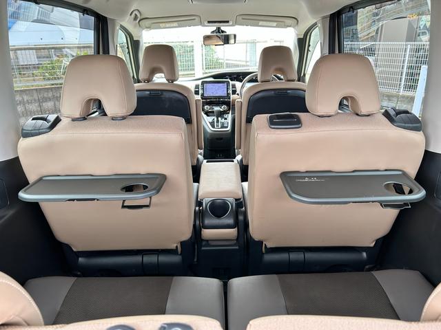 セレナ ハイウイスターＧ　全方位モニターナビ　フリップダウンモニター　衝突被害軽減装置　全方位モニター付きナビ　フリップダウンモニター　両側電動スライドドア　ＬＥＤヘッドライト　オートライト　アダプティブクルーズコントロール　ＥＴＣ　シートヒーター　スマートキー（60枚目）