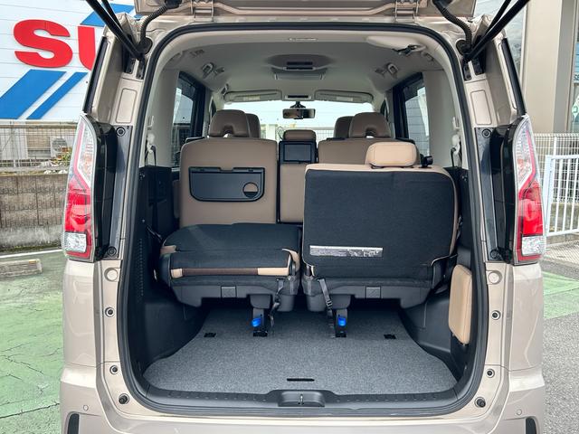 セレナ ハイウイスターＧ　全方位モニターナビ　フリップダウンモニター　衝突被害軽減装置　全方位モニター付きナビ　フリップダウンモニター　両側電動スライドドア　ＬＥＤヘッドライト　オートライト　アダプティブクルーズコントロール　ＥＴＣ　シートヒーター　スマートキー（70枚目）