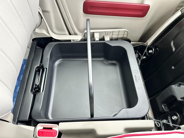 スペーシア ＨＹＢＲＩＤ　Ｘ　３型　衝突被害軽減ブレーキ　リヤパーキングセンサー　ナビゲーション　バックアイカメラ　ドライブレコーダー　ＥＴＣ　オートライト　シートヒーター　後席両側パワースライドドア　スマートキー（52枚目）