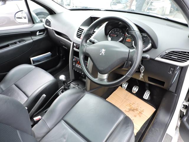 ２０７ ＳＷ　ＧＴｉ　マニュアル５速　高圧ポンプ交換　ＣＤ　ＵＳＢ入力　Ｂｌｕｅｔｏｏｔｈオーディオ　クリアランスソナー　純正１７アルミ　記録簿平成２２年２３年２４年２５年２６年２８年２９年３０年令和２年（35枚目）