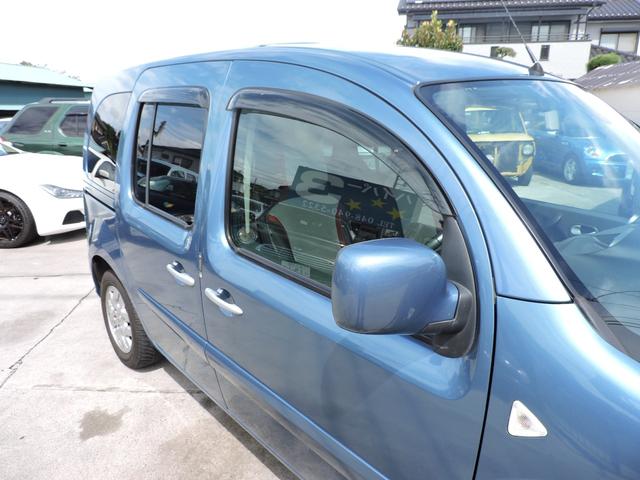 カングー 1.6 タイミングベルト交換 キー2本 SDナビ 地デジフルセグ Bluetoothオーディオ バックカメラ ETC フロントタイヤ交換195/65/15(17枚目)