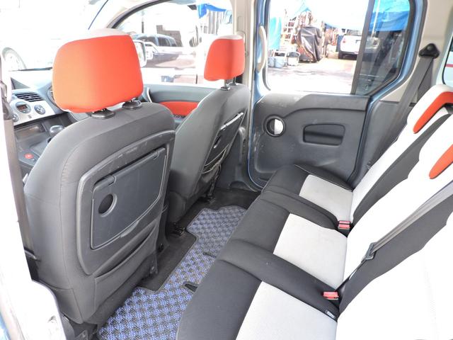 カングー 1.6 タイミングベルト交換 キー2本 SDナビ 地デジフルセグ Bluetoothオーディオ バックカメラ ETC フロントタイヤ交換195/65/15(36枚目)