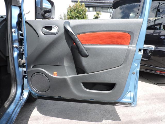 カングー 1.6 タイミングベルト交換 キー2本 SDナビ 地デジフルセグ Bluetoothオーディオ バックカメラ ETC フロントタイヤ交換195/65/15(42枚目)