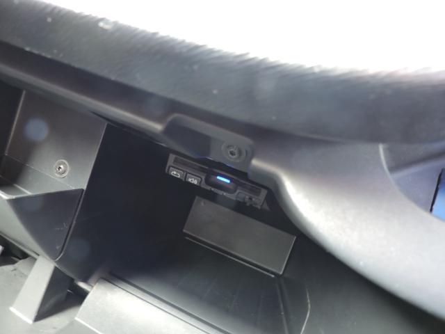 カングー 1.6 タイミングベルト交換 キー2本 SDナビ 地デジフルセグ Bluetoothオーディオ バックカメラ ETC フロントタイヤ交換195/65/15(48枚目)