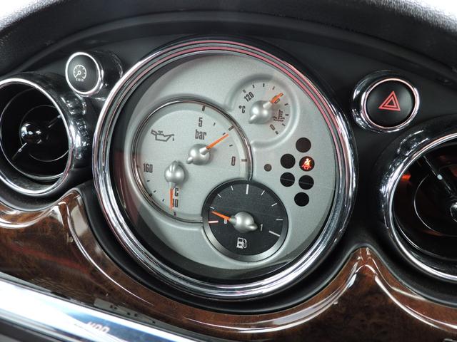 ＭＩＮＩ クーパーＳ　コンバーチブル　電動オープン動作確認済　スーパーチャージャー　純正アルミ　ＨＩＤ　キーレス　社外テール　ＨＤＤナビ　ＣＤ　ＤＶＤ再生　バックカメラ　記録簿平成２１年２３年２５年２７年２９年令和１年３年５年（32枚目）