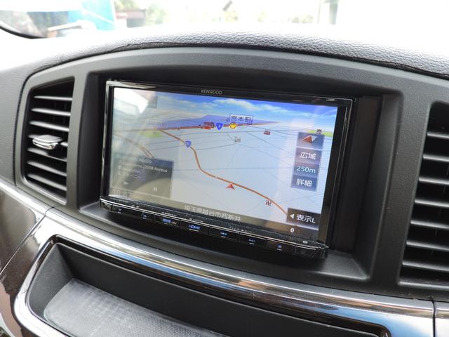 エルグランド ２５０ＸＧ　左パワースライドドア　純正ＳＤナビ　ＤＶＤ再生　Ｂｌｕｅｔｏｏｔｈオーディオ　地デジフルセグ　スマートキー　２２５／５５／１８タイヤ７分山　４点サンシェード　オットマン　前後クリアランスソナー（52枚目）