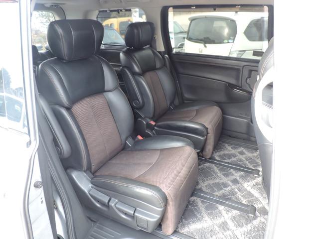 エルグランド ２５０ハイウェイスター　スマートキー　両側パワースライドドア　２２５／５５／１８社外アルミ　タイヤ５分山　ＥＴＣ　前後クリアランスソナー　ＨＤＤナビ　ＣＤ　ＤＶＤ再生　地デジフルセグ　フリップダウンモニター　バックカメラ（34枚目）