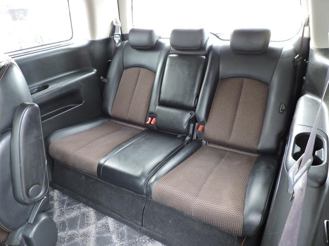 エルグランド ２５０ハイウェイスター　スマートキー　両側パワースライドドア　２２５／５５／１８社外アルミ　タイヤ５分山　ＥＴＣ　前後クリアランスソナー　ＨＤＤナビ　ＣＤ　ＤＶＤ再生　地デジフルセグ　フリップダウンモニター　バックカメラ（52枚目）