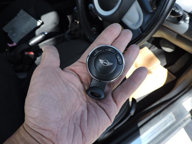 MINI ワン 1400CC タイミングチェーン 車検令和9年5月13日 ETC ポータブルナビ地デジワンセグ CD キーレス 195/55/16タイヤ7分山 ATオイル交換 ドライブレコーダー(40枚目)