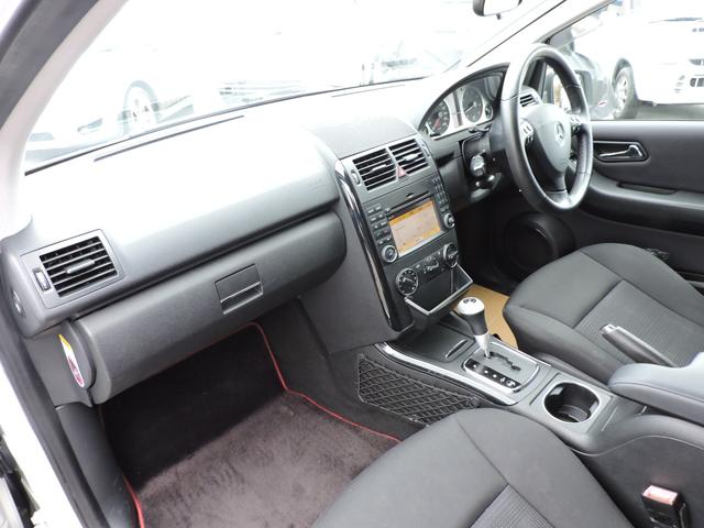 Aクラス A170 車検令和8年5月 左右フロントショック交換済 取説 ナビ取説 215/45/17純正アルミF6分山R9分山 ETC CVTチェック済 CVTエラーコード点検済(35枚目)