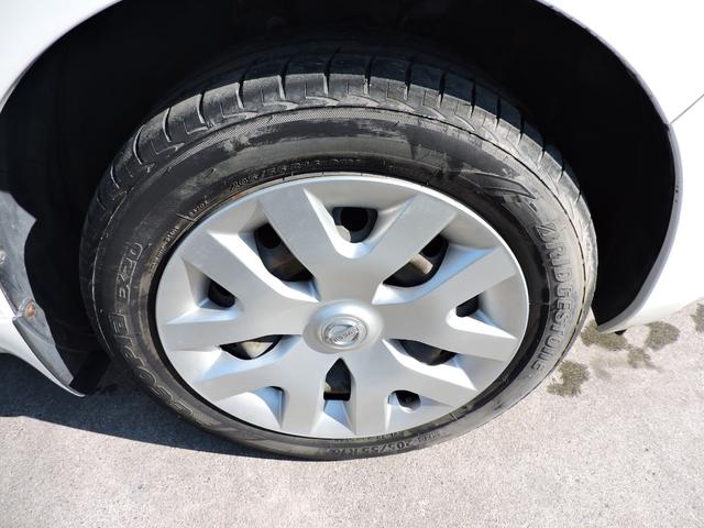 リーフ Ｓ　１２セグメント満充電時１４１キロ表示　スマートキー２個　ステアリングヒーター　シートヒーター　ＳＤナビ　ＣＤ　ブルートゥースオーディオ　２０５／５５／１６フロントタイヤ２本交換（25枚目）