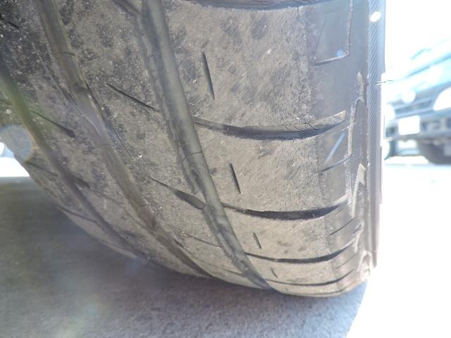 リーフ Ｓ　１２セグメント満充電時１４１キロ表示　スマートキー２個　ステアリングヒーター　シートヒーター　ＳＤナビ　ＣＤ　ブルートゥースオーディオ　２０５／５５／１６フロントタイヤ２本交換（26枚目）