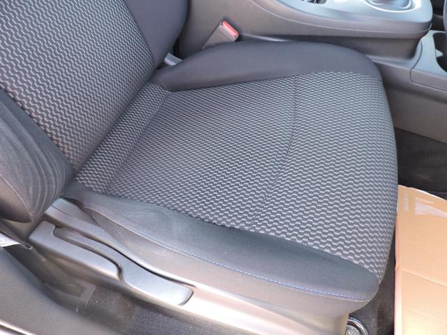 リーフ Ｓ　１２セグメント満充電時１４１キロ表示　スマートキー２個　ステアリングヒーター　シートヒーター　ＳＤナビ　ＣＤ　ブルートゥースオーディオ　２０５／５５／１６フロントタイヤ２本交換（28枚目）