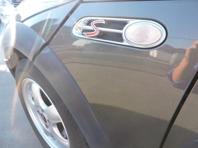 ＭＩＮＩ クーパーＳ　スーパーチャージャー　オートマ　革シート　シートヒーター　ＥＴＣ　ＣＤ　天井張り替え済　ＡＴオイル交換　ＡＴオイルストレーナー交換（8枚目）