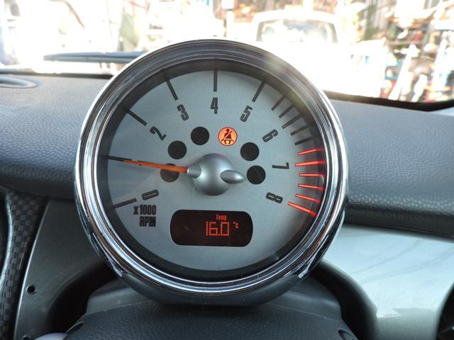 ＭＩＮＩ クーパーＳ　スーパーチャージャー　オートマ　革シート　シートヒーター　ＥＴＣ　ＣＤ　天井張り替え済　ＡＴオイル交換　ＡＴオイルストレーナー交換（19枚目）