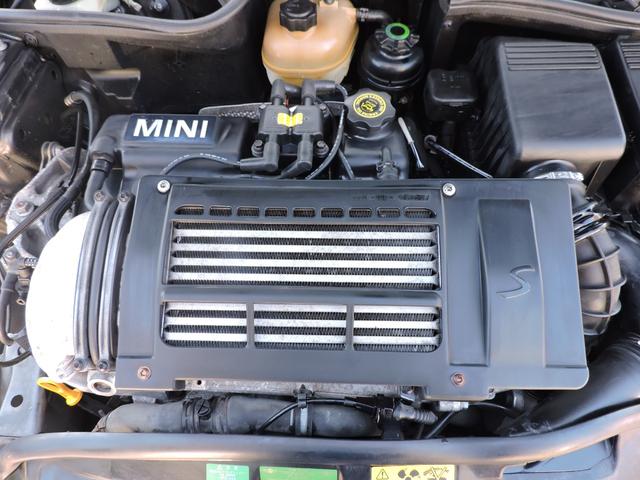 ＭＩＮＩ クーパーＳ　スーパーチャージャー　オートマ　革シート　シートヒーター　ＥＴＣ　ＣＤ　天井張り替え済　ＡＴオイル交換　ＡＴオイルストレーナー交換（21枚目）