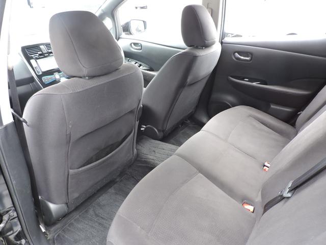 シート背面も大きなダメージなくグッドですよ！