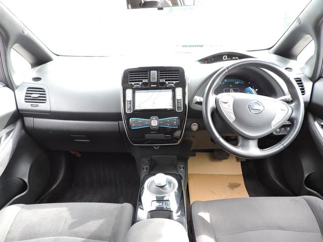 小物入れ部分やエアコン吹き出し口などちょっと気になる汚れもクリーニングでピカピカに！