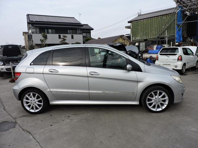 Ｂクラス Ｂ１７０　キーレス　取説　ＥＴＣ　純正１７インチアルミ　タイヤ交換（4枚目）